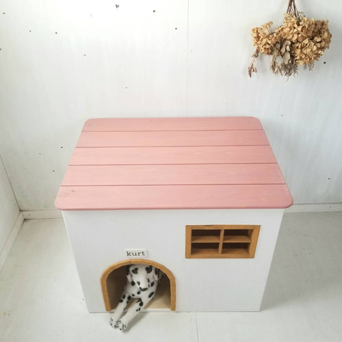 手作りの可愛い犬小屋 ウッドデッキ 屋根付き オーダー可能 ピンク