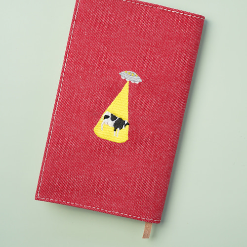 新書サイズ】 アブダクションされる牛 新書 新書版サイズ UMA 刺繍