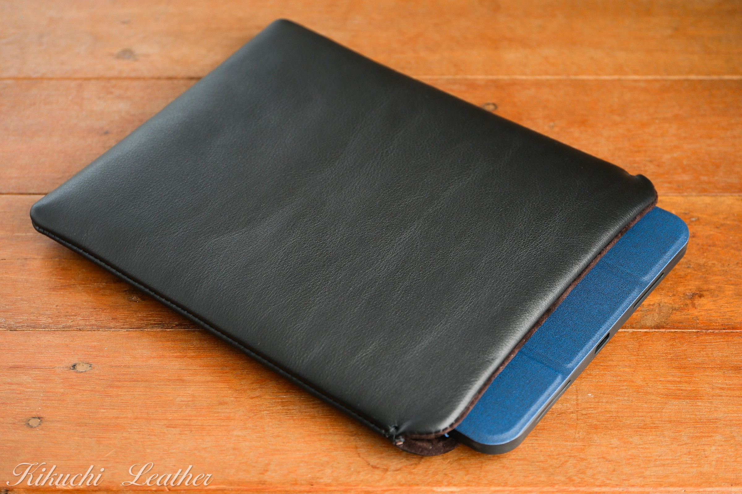 《WATERPROOF LEATHER》本革レザースリーブケース iPad mini 8.3インチ ブラック