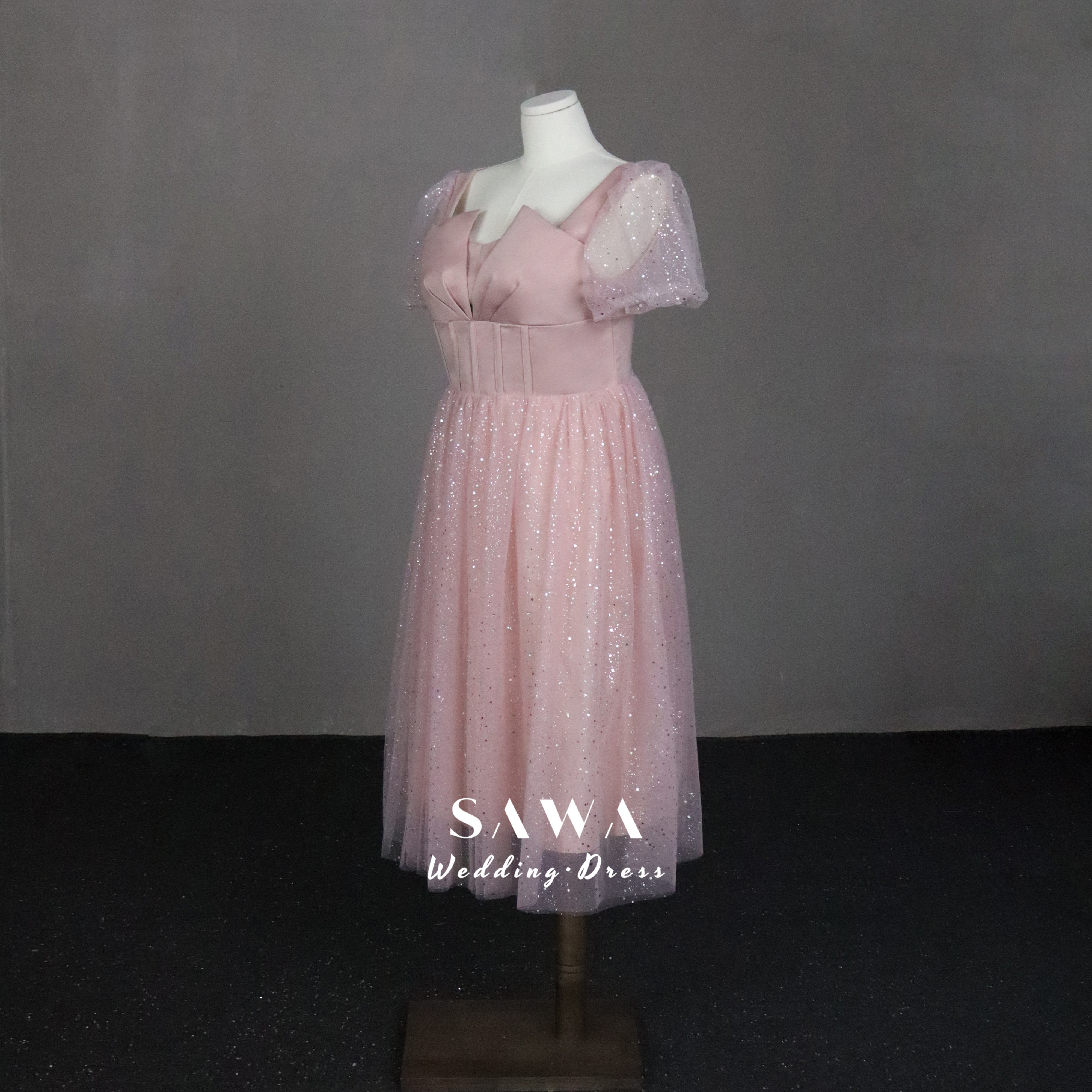 激安　ふんわりチュール　パフスリーブ　サイズオーダー可能　ミモレ丈　可愛いピンク　パーティードレス　デート合コン卒業式