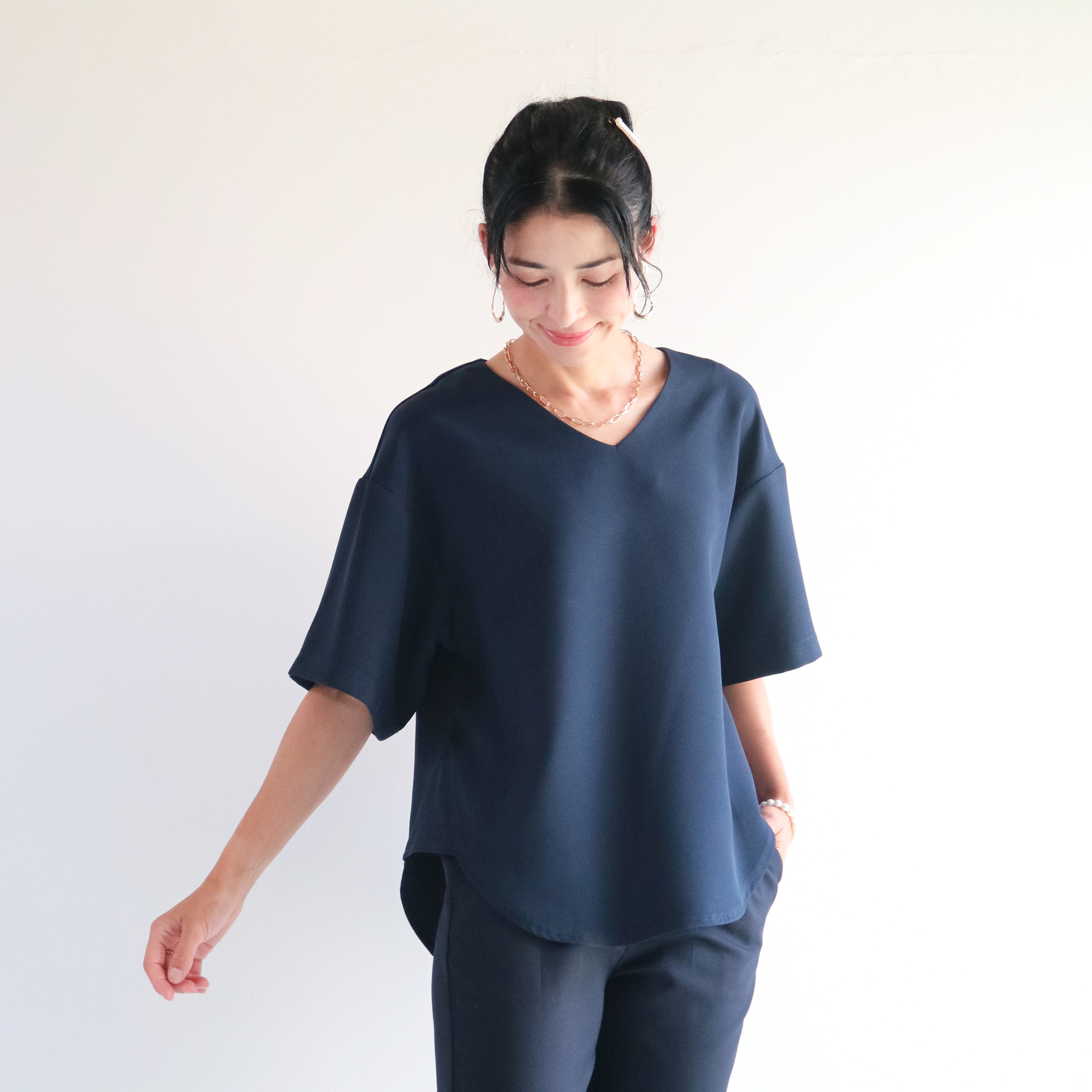 美シルエット【ネイビー】ダブルジョーゼット体型カバーストレッチプルオーバー♡