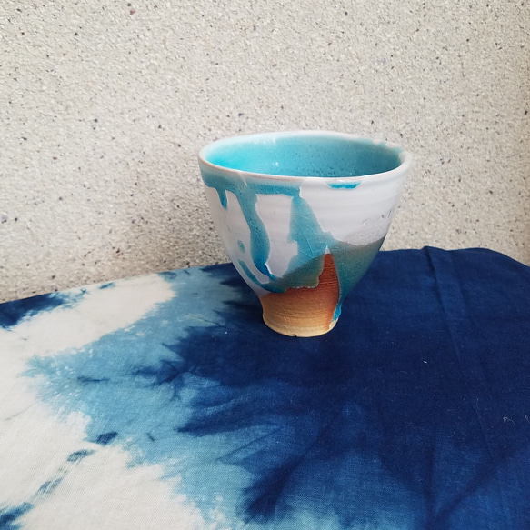 湯呑み【雪融けのカルデラ】大きめ カップ　デイユース　プチギフト　ビールにも合う大きめサイズ 4枚目の画像