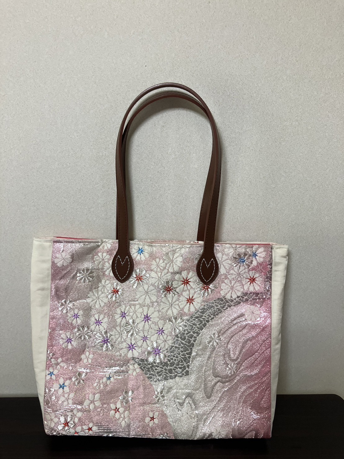 アンズルーム★ちょっと豪華な　トートバッグ★ハンドバッグ★着物　帯★ピンク　花