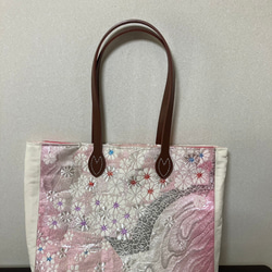 アンズルーム★ハンドメイド★着物★がま口バッグ★ハンドバッグ★かばん★白系 アンズルーム☆ハンドメイド☆着物 リメイク☆がま口バッグ