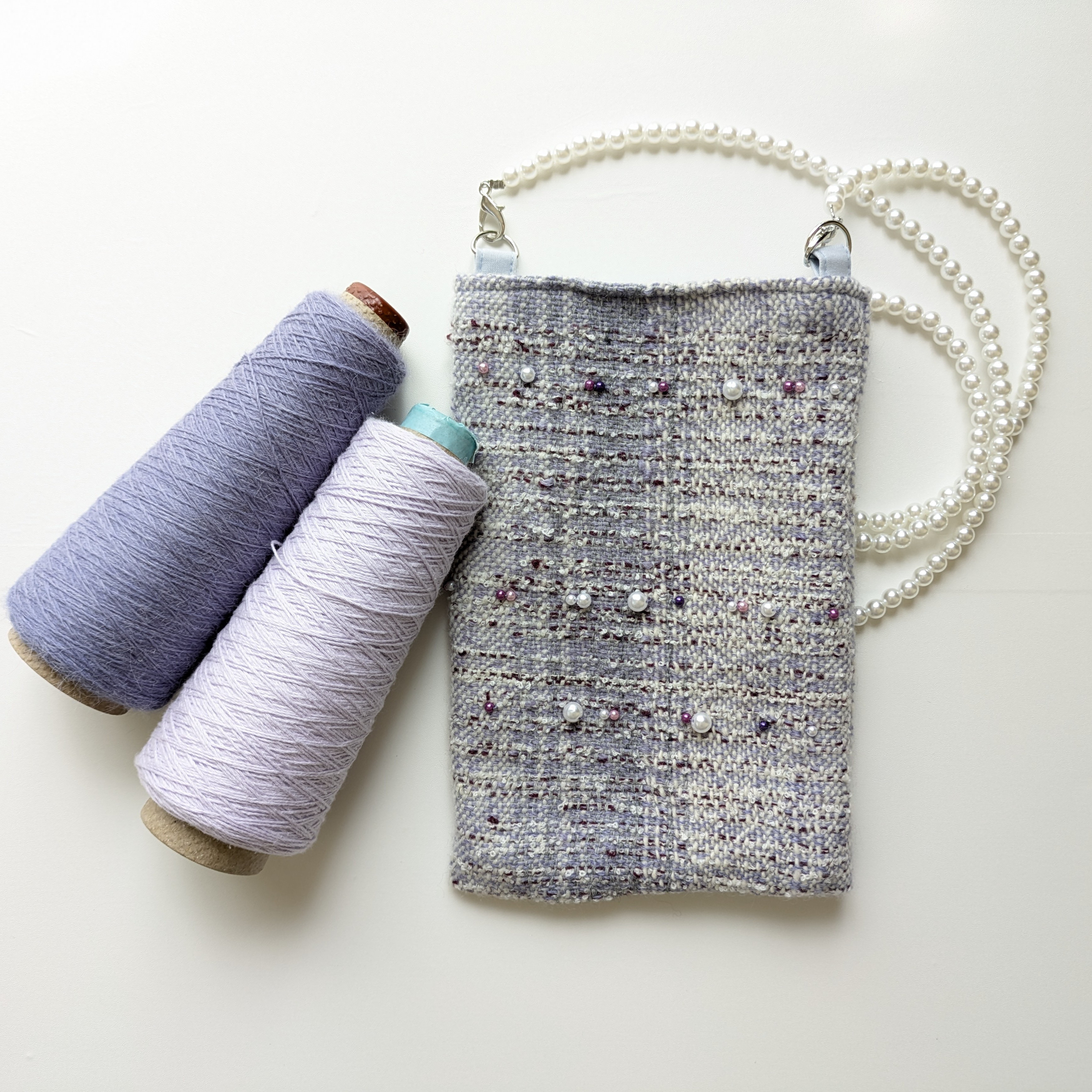 手織り布のスマホショルダー 　パールがかわいい秋冬に向けて持ちたい　大人のための一点もの