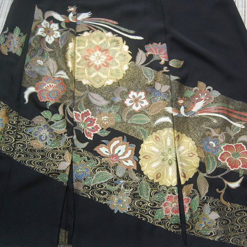 着物リメイク　ワンピース　黒留袖　ロング　Aライン　ドレス　金銀彩　駒刺繍　鳳凰 着物リメイク 黒留袖 ロング ワンピース ドレス 七分袖スリット