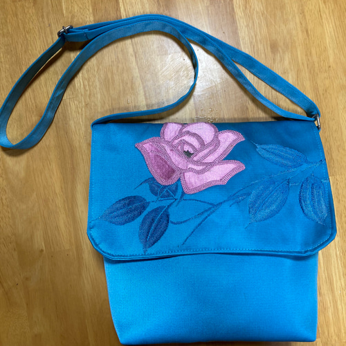 和柄 帯リメイク ショルダーバッグ 名古屋帯 正絹 ブルー 水色 花刺繍