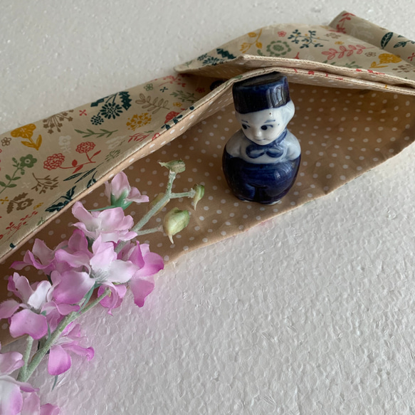 トイレットペーパーホルダーカバー♪ベージュボタニカル♪北欧風 3枚目の画像