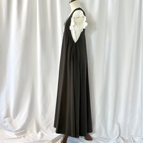 一年中OK【丈が選べる】02テンセル黒 深Vネック・ドラマチックフレア