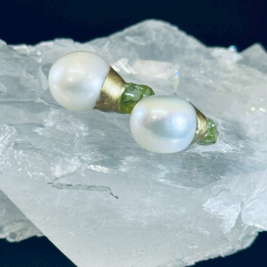 【金継ぎジュエリー】淡水パール × ペリドット　– Verdant Ray –