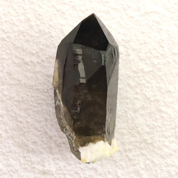 岐阜県中津川市蛭川産 黒水晶（モリオン）原石 レコードキーパー