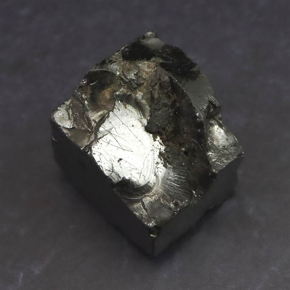 ロシア産 ノーブルシュンガイト エリートシュンガイト 原石 7.6g