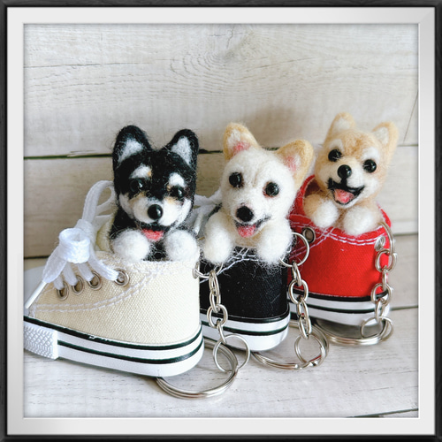 羊毛フェルト 柴犬 黒柴 キーホルダー 置き物 プレゼント マスコット