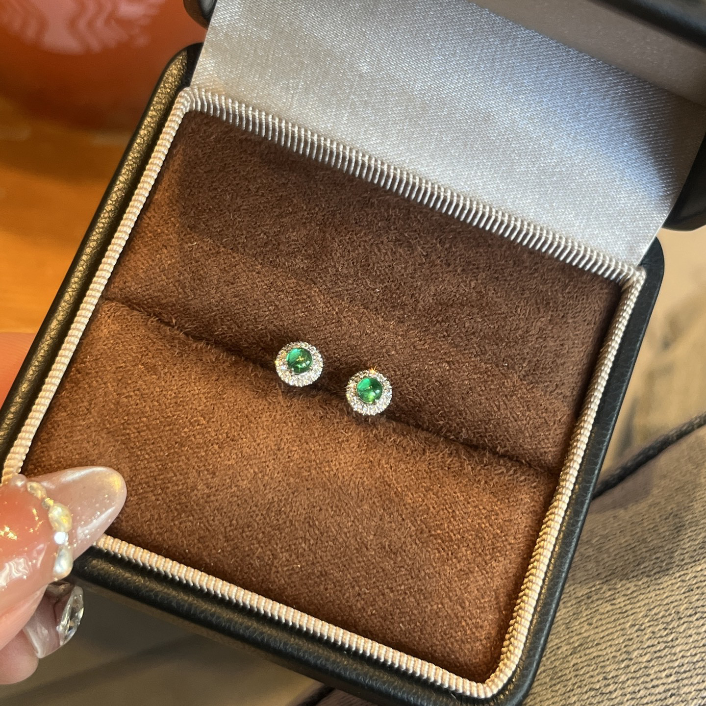 天然ダイヤモンド付きエメラルドピアスk18　0707