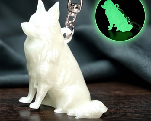 チワワ 夜光キーホルダー 蓄光 光る 犬好きプレゼント 3Dフィギュア
