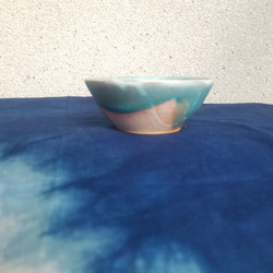 小鉢【雪融けのトライアングル】青い器　小物入れ　お酒のアテや副菜に　 4枚目の画像