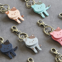 ゆらゆら揺れて可愛い猫のキーリング LF-050 キーホルダー ネーム刻印