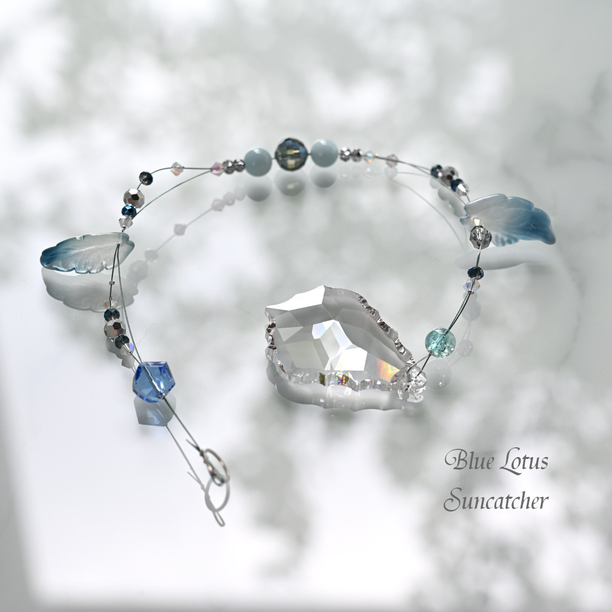 空間の浄化と癒し＊アクアマリン入り清流のサンキャッチャー