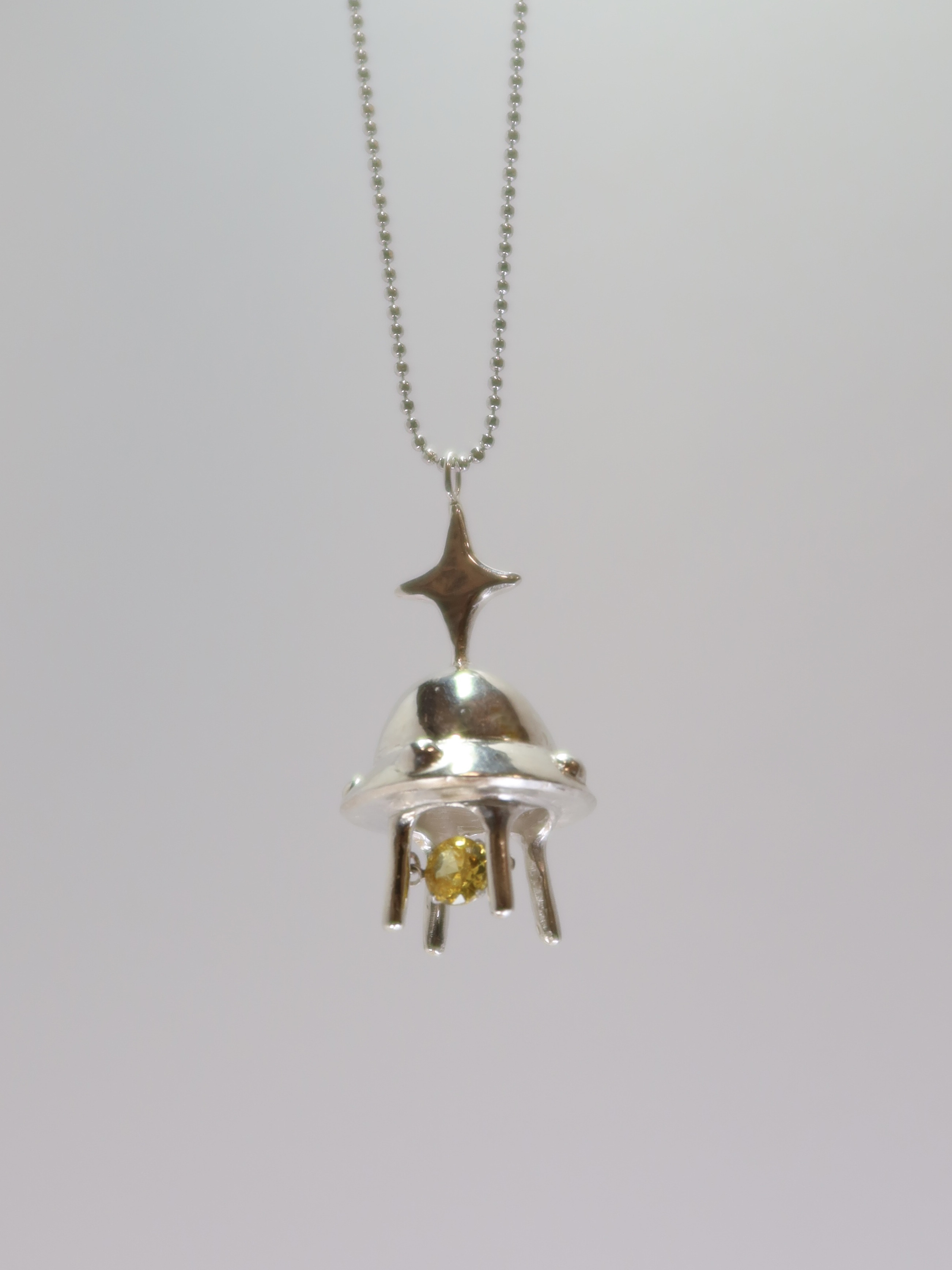 光速飛行船ネックレス（yellow）