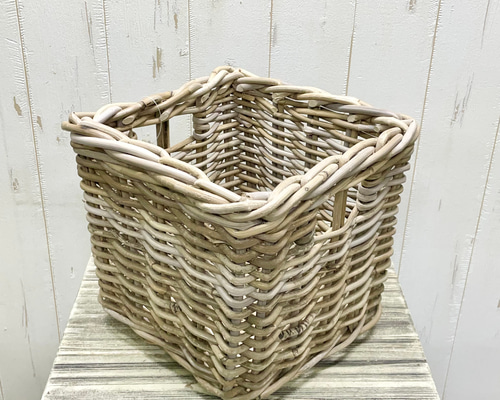 大型-藤 ラタン製品　持ち手付きバスケット　鉢カバー　収納 インテリア【2個組】 大型-藤 ラタン製品 持ち手付きバスケット 鉢カバー 収納