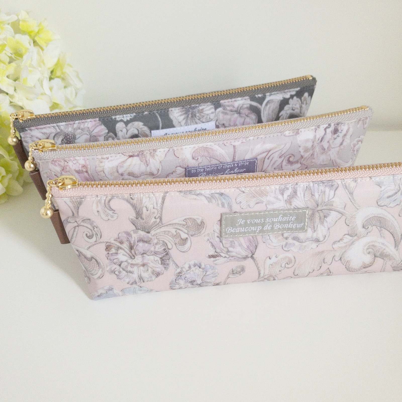 中身が見えるペンケース ミシェル・ラベンダーグレー リバティ ラミネート