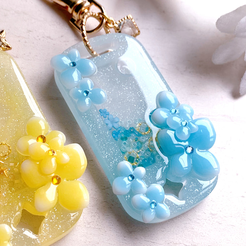 お花たっぷりシェイカーキーホルダー シャカシャカキーホルダー