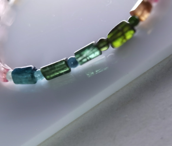 高透明「濃いピンク*グリーン」天然高質トルマリン　細身ブレスレット　 4枚目の画像