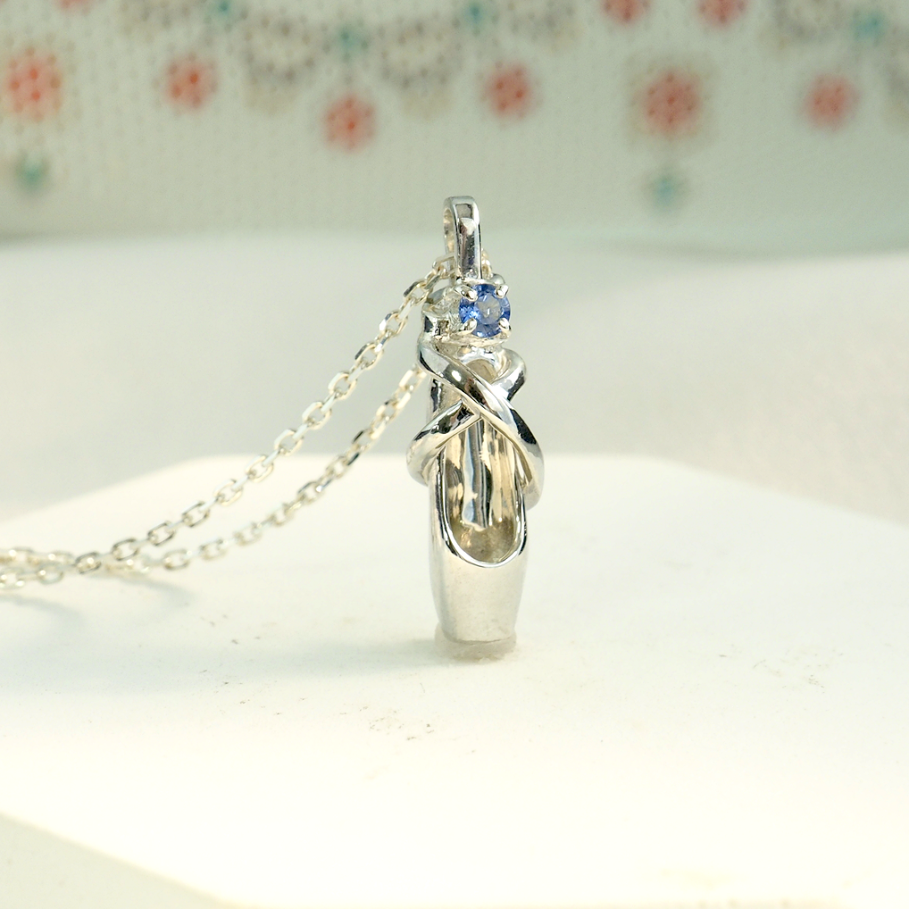 バレエ　トウシューズ ペンダント  「スワニルダ」|  タンザナイト　シルバー