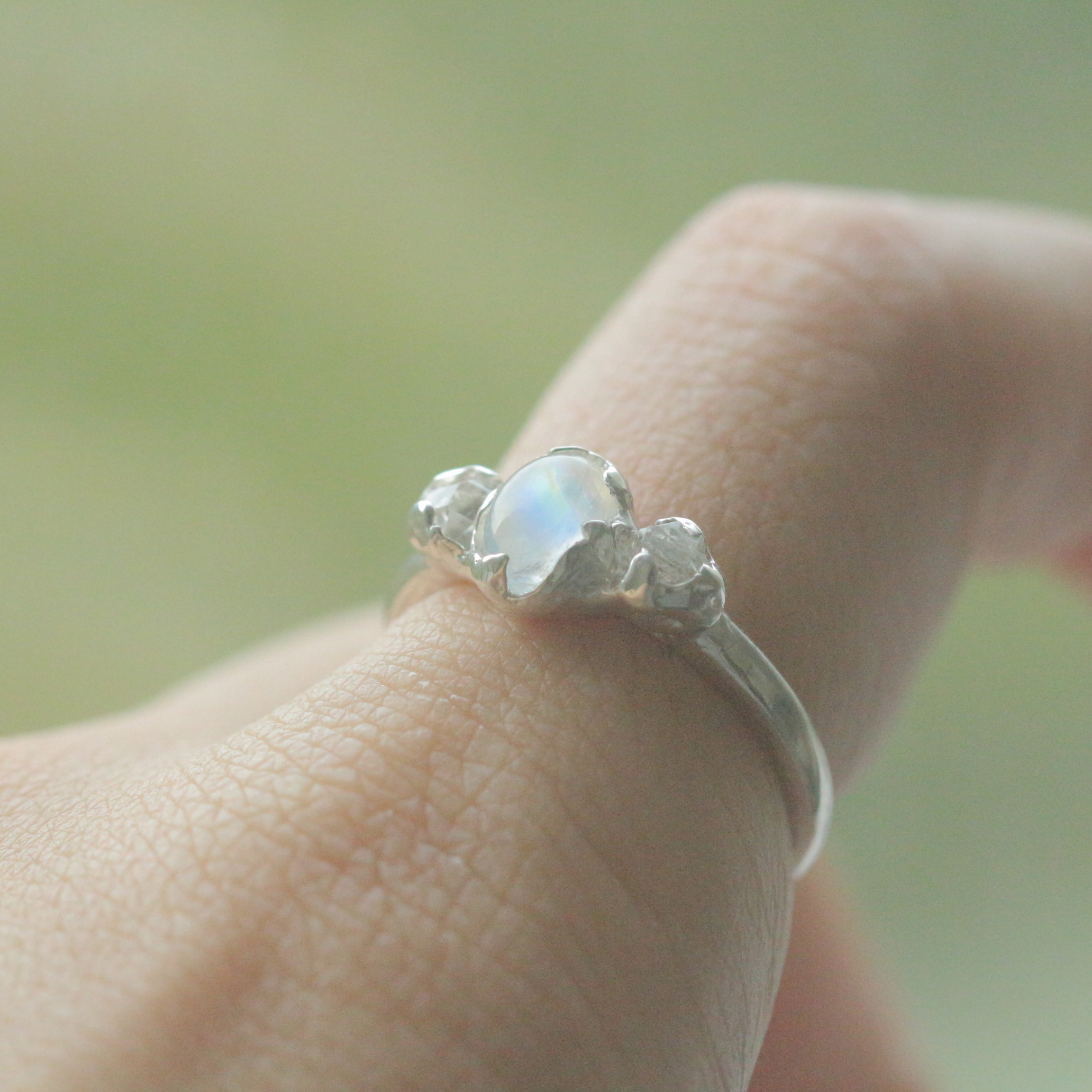 レインボームーンストーン シルバーリング