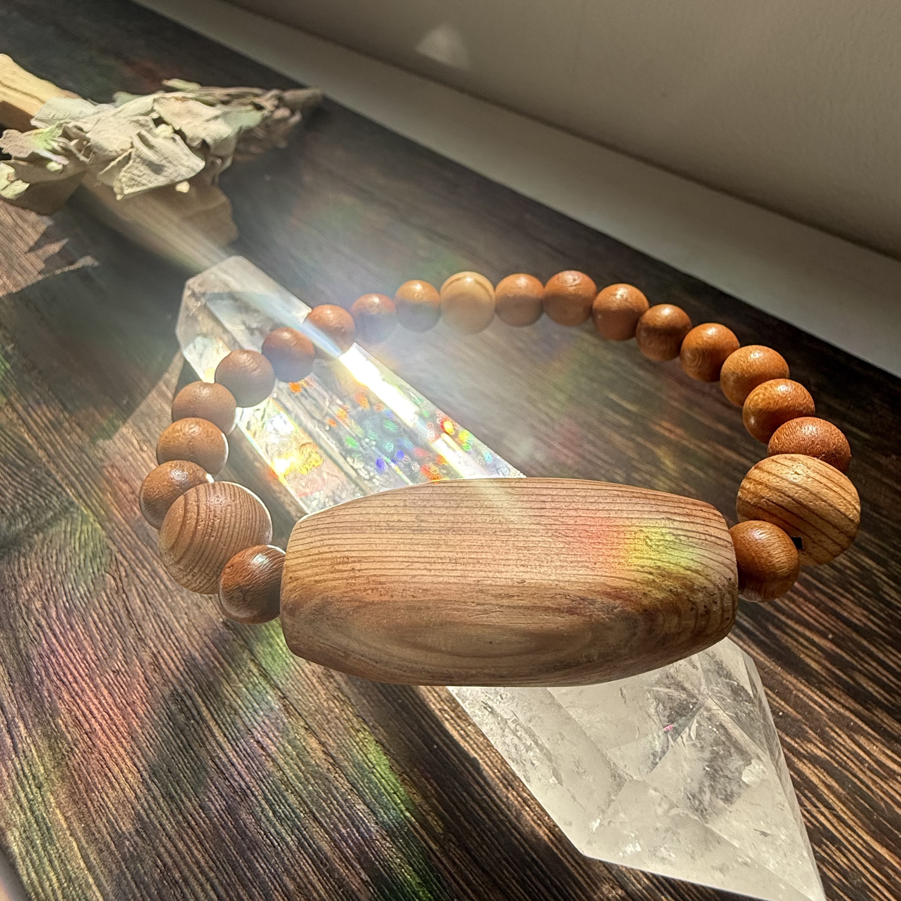 《森羅の息吹 。龍脈と共鳴する祈りの木珠 》屋久杉天珠＋3種の木珠