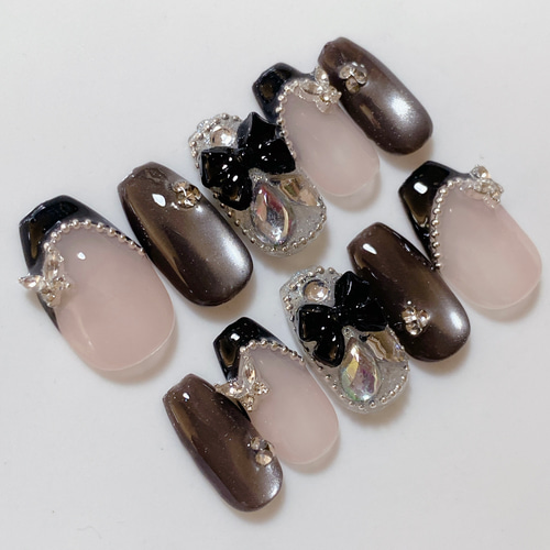 サイズオーダー ネイルチップ 黒フレンチ マグ 埋め尽くし 大人ネイル