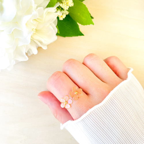 可憐なフラワーリング】ピンク ステンレスリング フリーサイズ ピンク