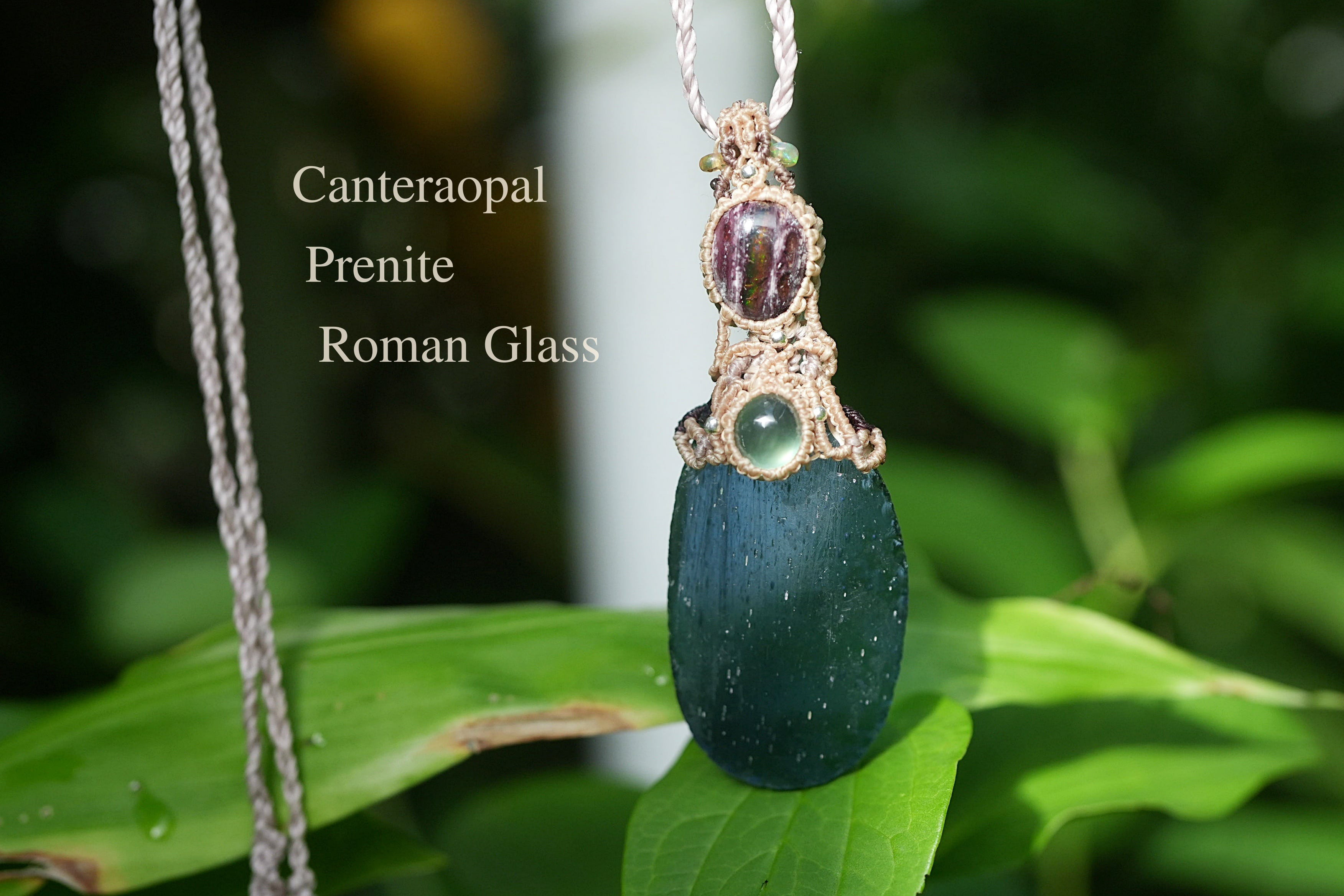 ローマングラス cantera opalプレナイト★ マクラメネックレス2075