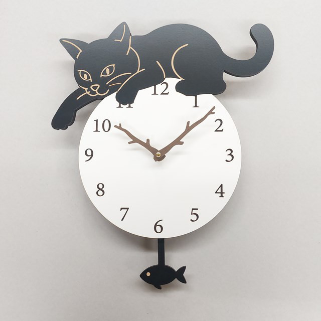 【期間限定3000円引き】【静音タイプに変更可】【猫の振り子時計】かわいいインテリア 掛け時計  魚の振り子付き