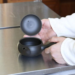 愛知県常滑産・梅原タツオさんのつくる常滑急須・浅袋・ノタ打ち・220cc 14枚目の画像