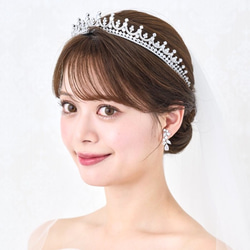 JT18  結婚式　ジルコニア　挙式　ウェディング　ビジュー　プリンセス　王冠　ダイヤモンド風　大きめティアラ 1枚目の画像