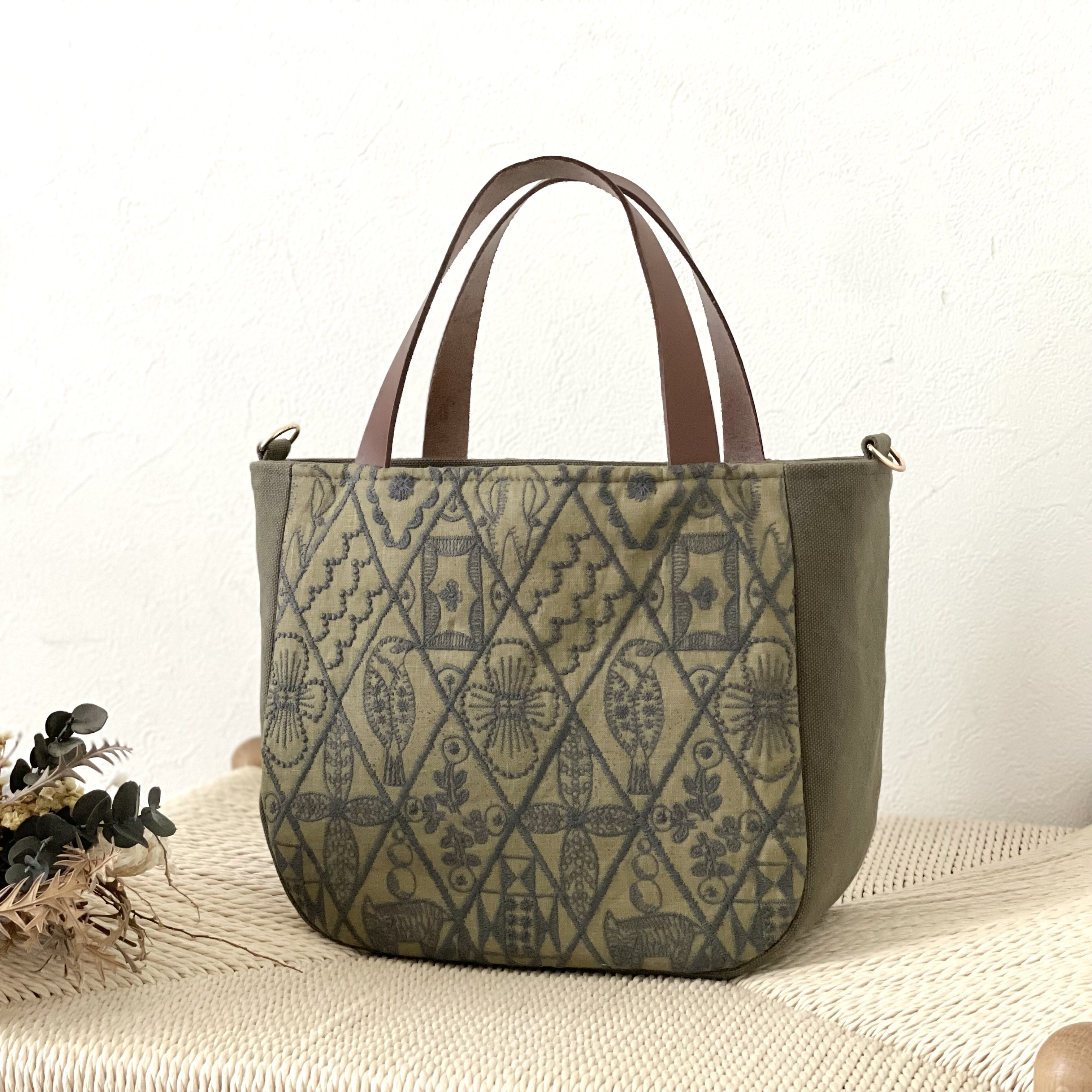 ⚮̈ミナペルホネン　symphony khaki まるっこかくれんぼトート ⚮̈ミナペルホネン symphony khaki まるっこかくれんぼトート