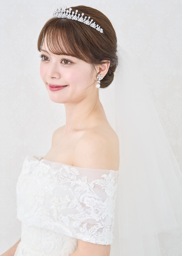JT28 結婚式　ジルコニア　挙式　ウェディング　ビジュー　プリンセス　王冠　ダイヤモンド風　大きめティアラ 4枚目の画像