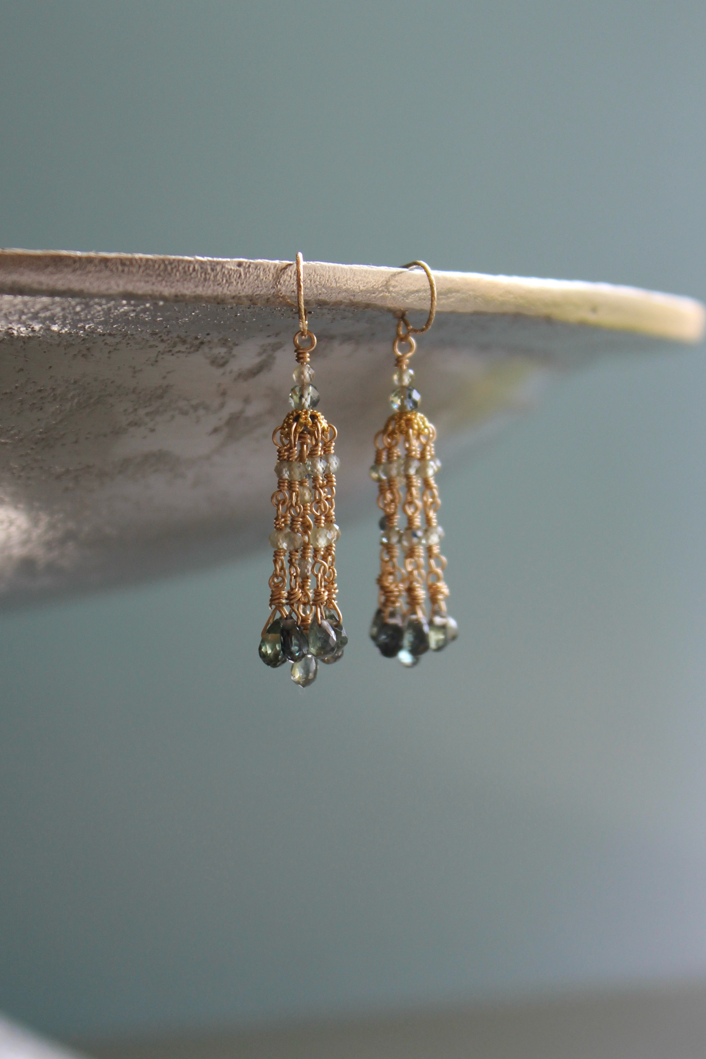 グリーンサファイアのピアス(イヤリング)