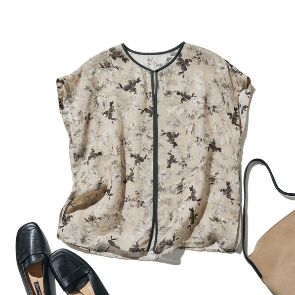 高品質、精緻設計的上衣，短袖法式袖襯衫，100% 亞麻，顏色協調的襯衫，250807-1 第1張的照片