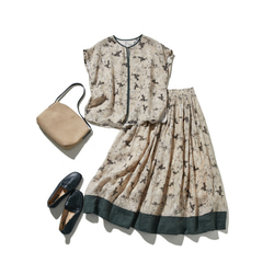 高品質、精緻設計的上衣，短袖法式袖襯衫，100% 亞麻，顏色協調的襯衫，250807-1 第11張的照片