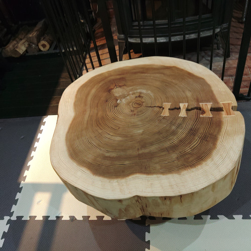 杉の丸太の年輪テーブル 天板極厚サイズ ローテーブル・リビング