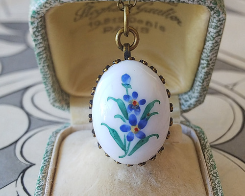 ヴィンテージ Porcelain／青い小花（20×15㎜）Aランク クラシカル