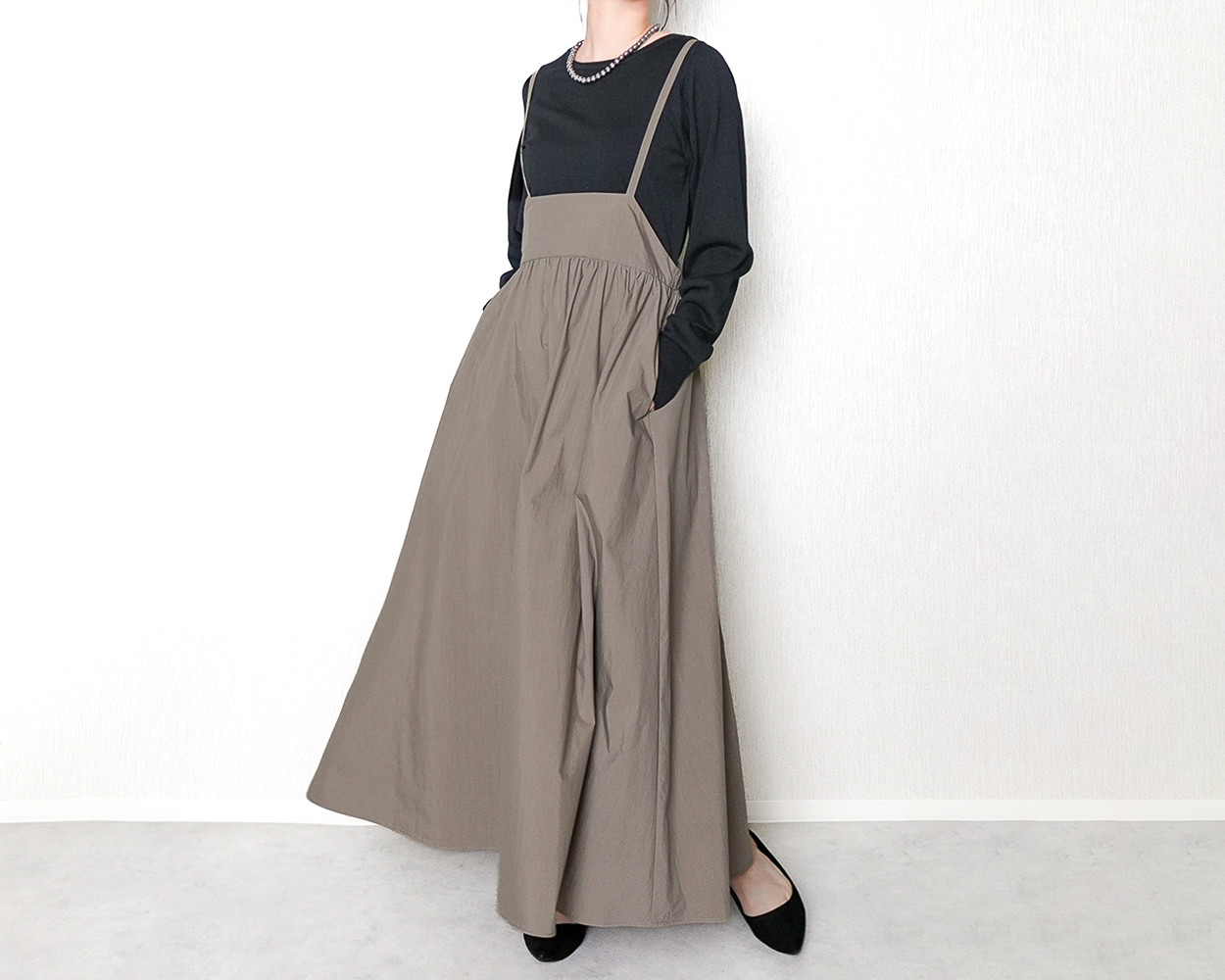 【オールシーズンOK】スカートにもなる2WAYワンピース ★数量限定！秋色モカ / 肩紐がずり落ちない親切設計