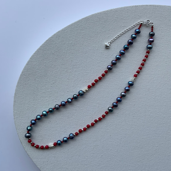 レッドコーラル×淡水パール×カレンシルバー　40cmネックレス 5枚目の画像