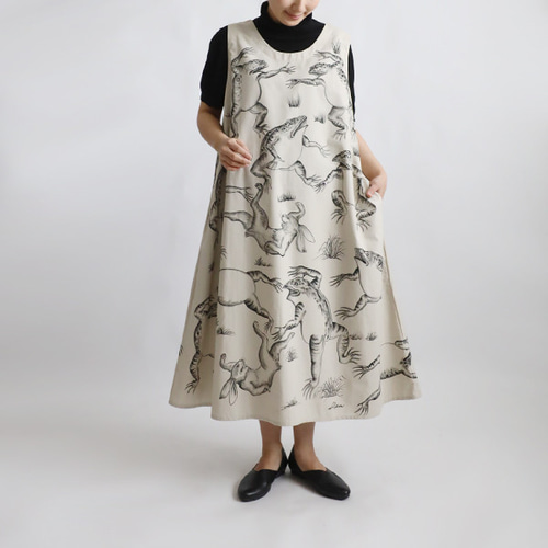 留袖ワンピース　3L/115 手描き　正絹　Y作 fit=scale-down,w=1200