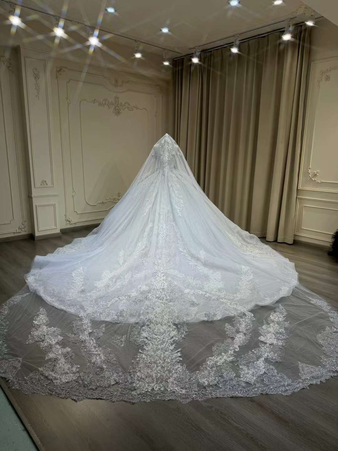 高級ブルーグレー　オフショルダー　取り外し可能お袖　魅惑の花レース　プリンセスライン編み上げ　結婚式二次会前撮りお呼ばれ