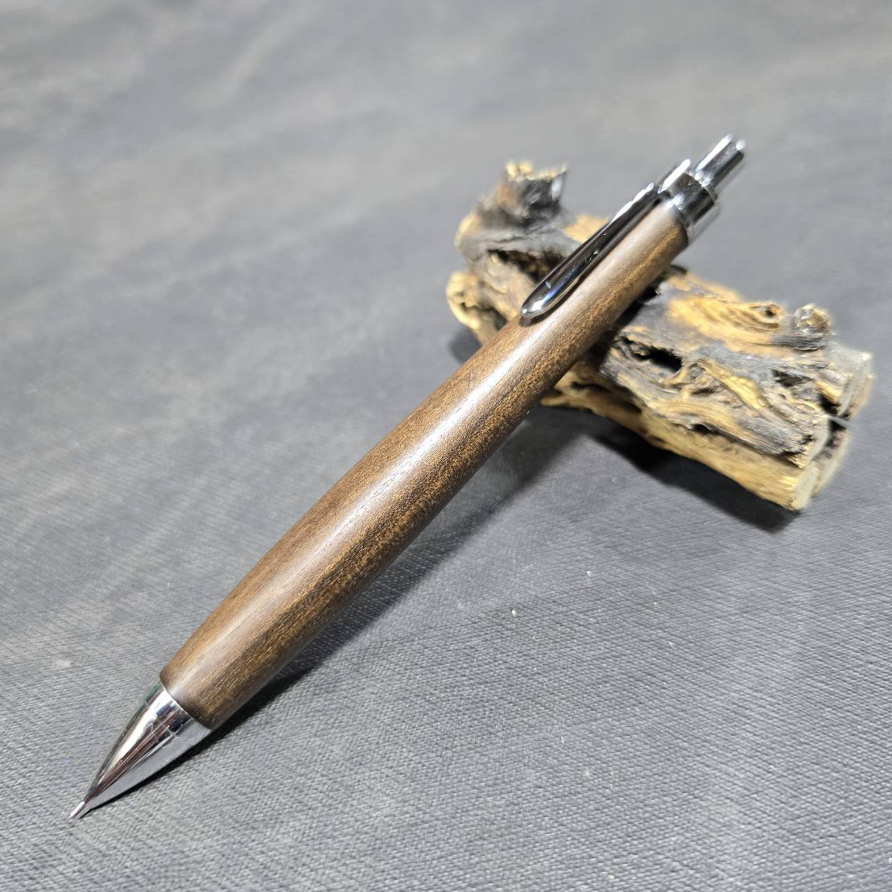 鳥海山 神代桜  ウッドシャープペンシル【送料・ギフトボックス無料・当日発送】195