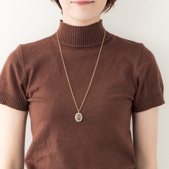 天然貝 螺鈿アート ★ オーバル ネックレス （ 60cm+5cm アジャスター付 )｜ Ayuプロデュース ペンダント 2枚目の画像