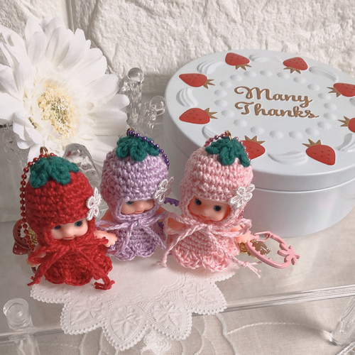 いちごになりたいキューピーちゃん♪ 人形 あみぐるみ 着ぐるみ